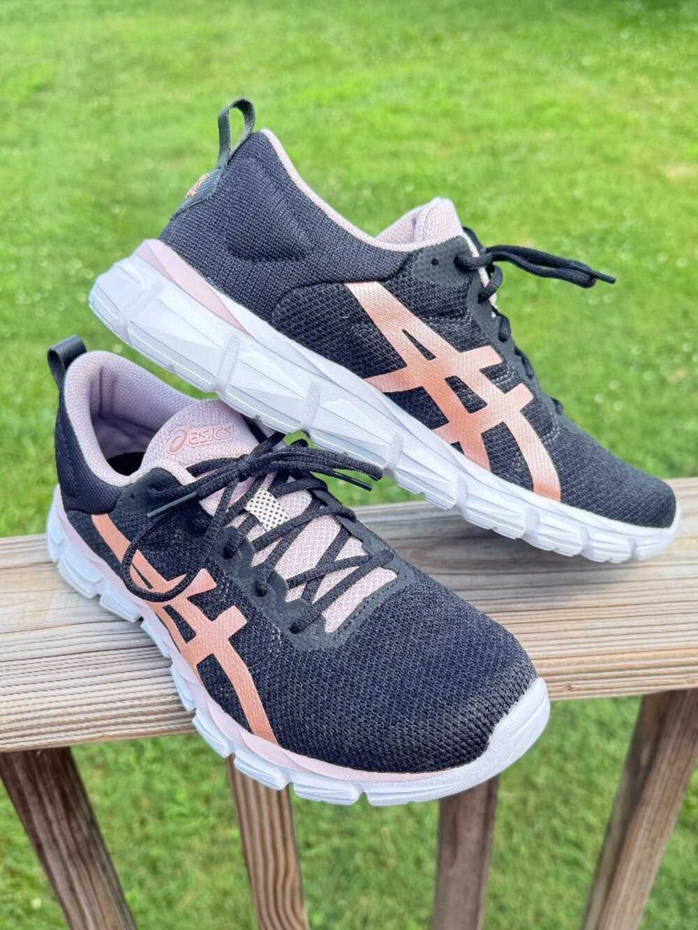 ASICS GEL Venture Running Shoes Pink Black Athleisure Gorpcore Women9 3978